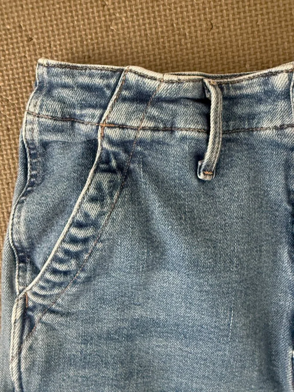 MOTHER The Major Zip Skimp Jeans- High rise/medium wash/wide leg- 28